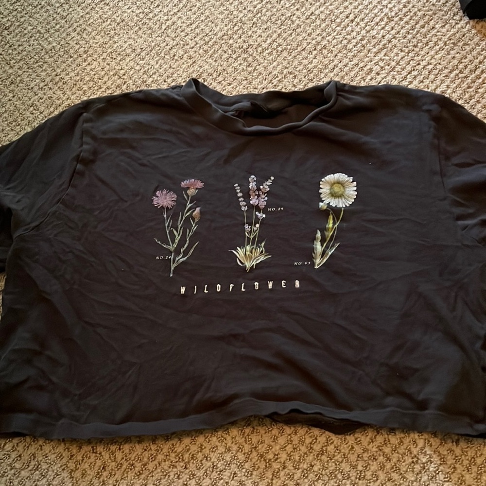 Urban outfitters floral crop top